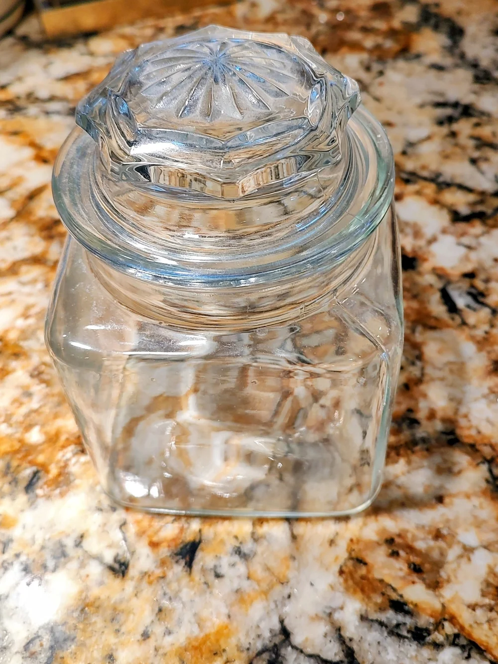 N/A clear glass